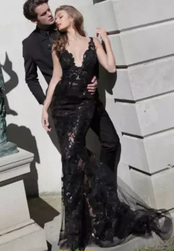 Applique Long Fitted Dress 60283