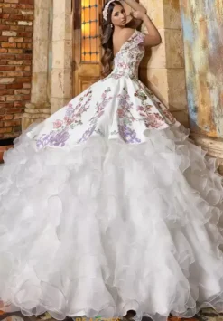 LizLuo Quinceanera 80031