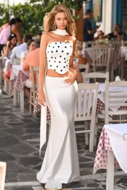 Portia and Scarlett PS26118