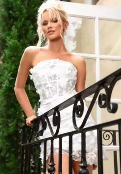 Portia and Scarlett PS24779