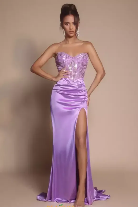 Portia and Scarlett XO065