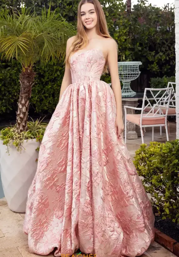 Portia and Scarlett XO180