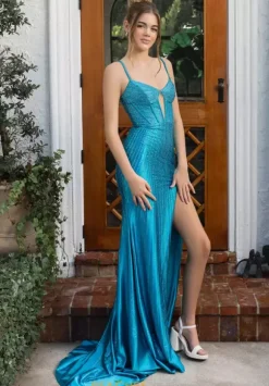 Portia and Scarlett XO070