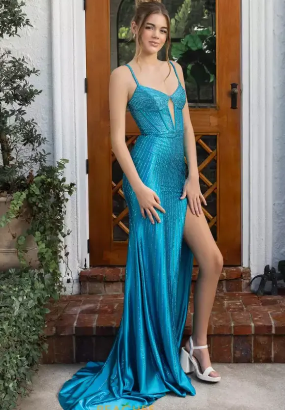 Portia and Scarlett XO070