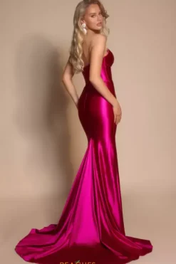 Portia and Scarlett XO080