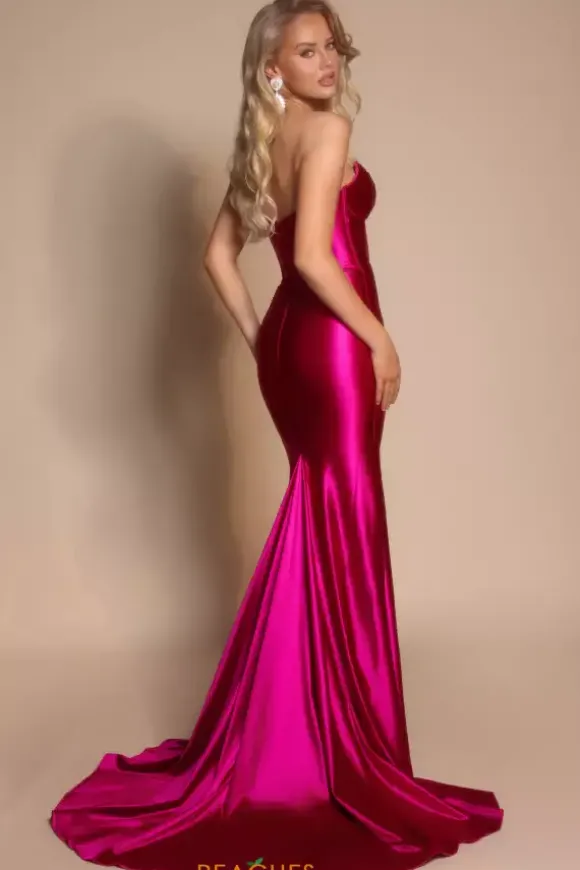 Portia and Scarlett XO080