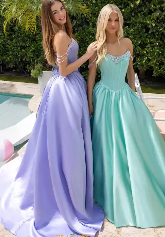 Portia and Scarlett XO187