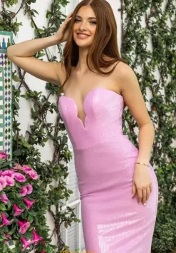 Portia and Scarlett XO029