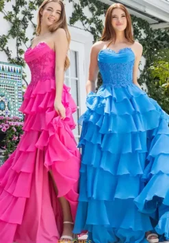 Portia and Scarlett XO189