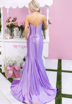 Portia and Scarlett XO190