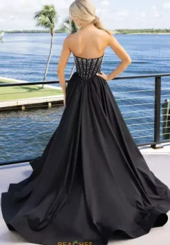 Portia and Scarlett XO178