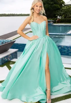 Portia and Scarlett XO178