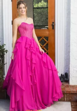 Portia and Scarlett XO174