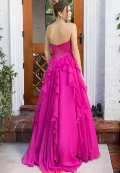 Portia and Scarlett XO174