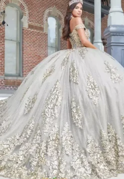 Tiffany Quinceanera 26042