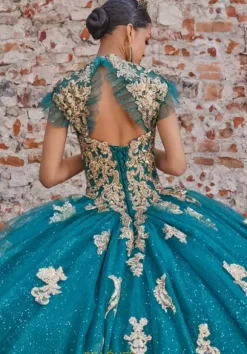 Vizcaya Quinceanera 89533
