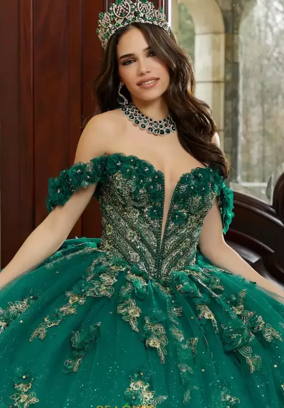 Vizcaya Quinceanera 89473