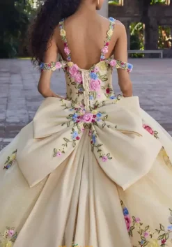 Vizcaya Quinceanera 89545