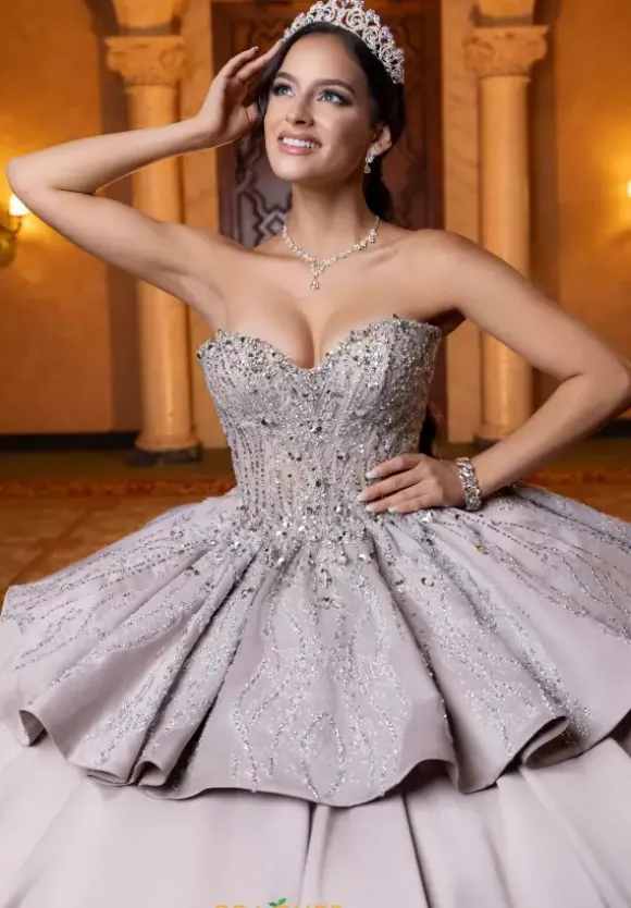 Vizcaya Quinceanera 4080030