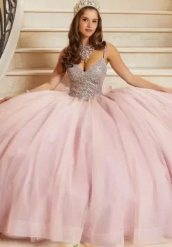 Vizcaya Quinceanera 60175
