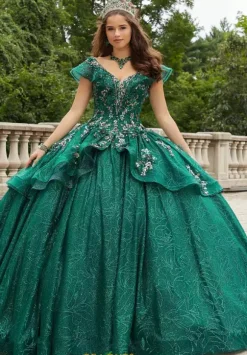 Vizcaya Quinceanera 89412