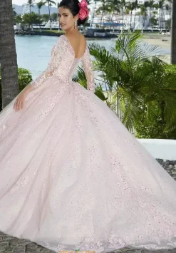 Vizcaya Quinceanera 89360