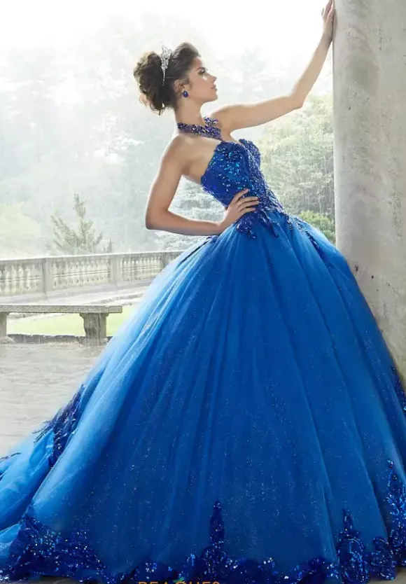 Vizcaya Quinceanera 60110