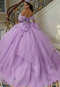 Vizcaya Quinceanera 60202