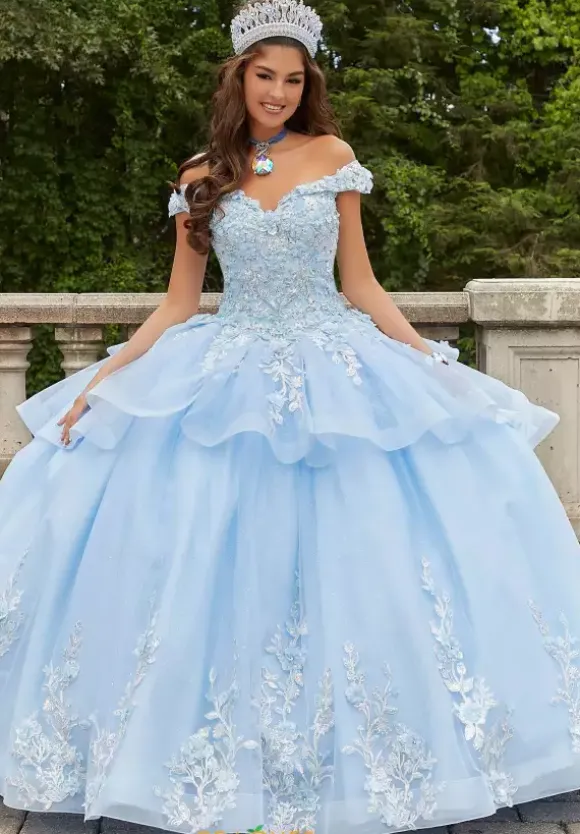 Vizcaya Quinceanera 89409