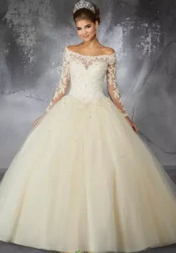 Vizcaya Quinceanera 60052