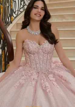 Vizcaya Quinceanera 89483