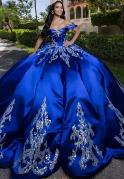 Vizcaya Quinceanera 4080009