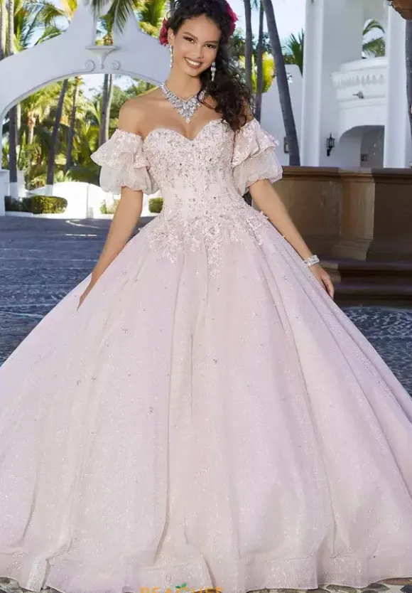 Vizcaya Quinceanera 60164