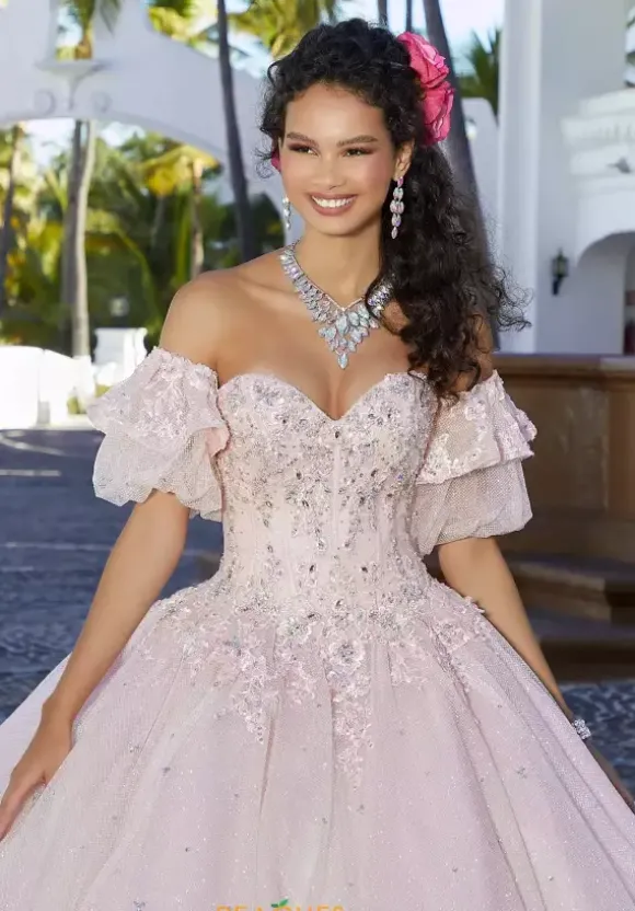 Vizcaya Quinceanera 60164
