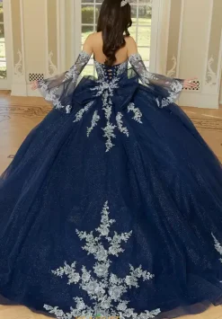Vizcaya Quinceanera 34112