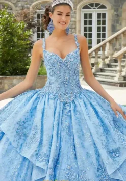 Vizcaya Quinceanera 89416