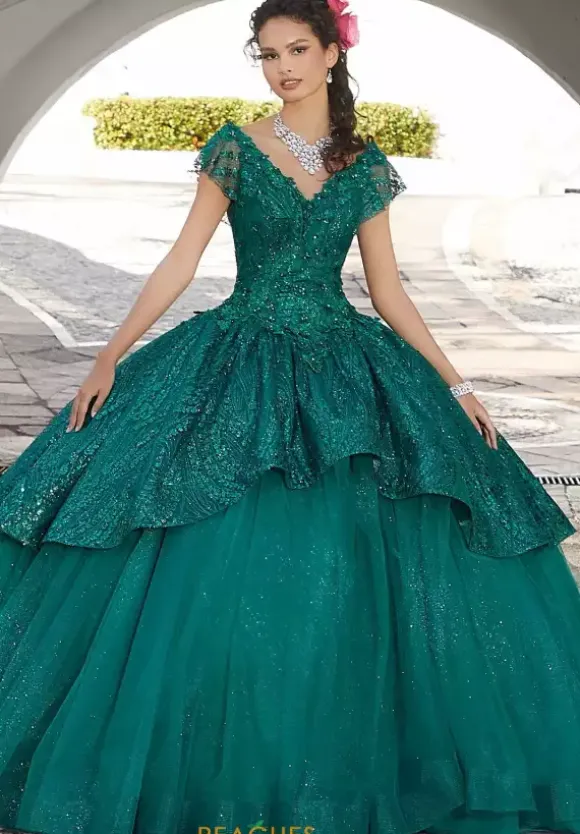 Vizcaya Quinceanera 60162