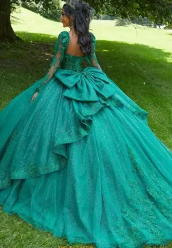 Vizcaya Quinceanera 89443