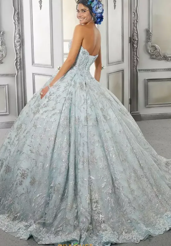 Vizcaya Quinceanera 34055