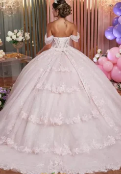 Vizcaya Quinceanera 89502