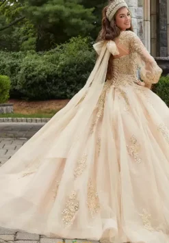 Vizcaya Quinceanera 34086
