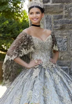 Vizcaya Quinceanera 89347