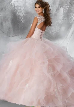 Vizcaya Quinceanera 89198