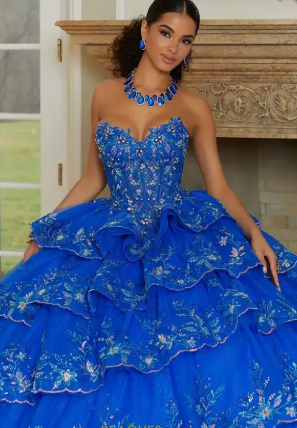 Vizcaya Quinceanera 89476