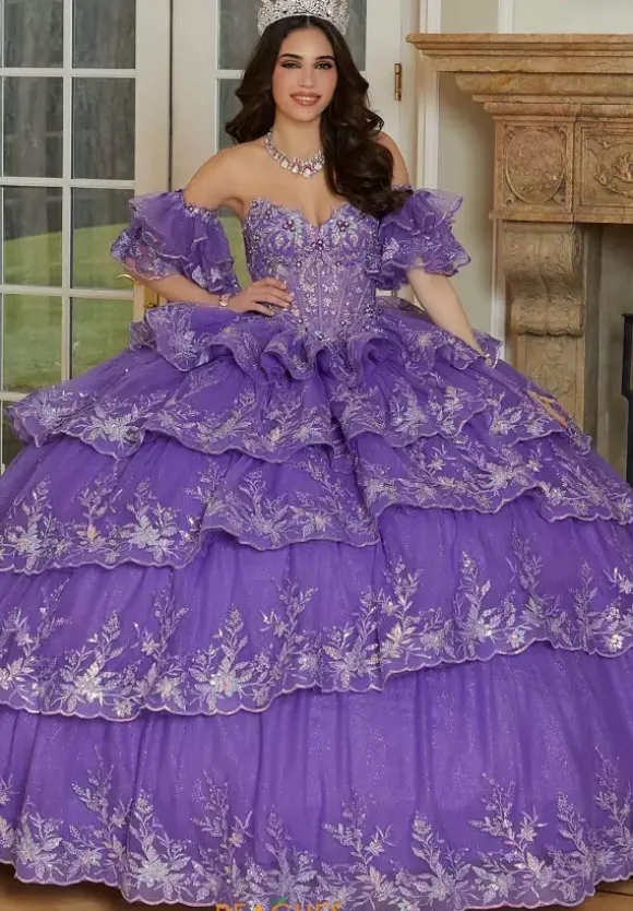 Vizcaya Quinceanera 89476