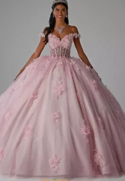 Vizcaya Quinceanera 89456