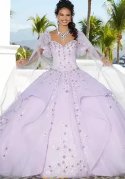 Vizcaya Quinceanera 34074